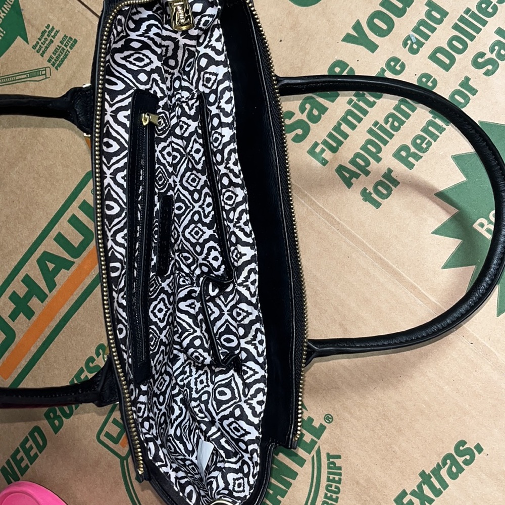 Steve Madden - Picture 5 of 6